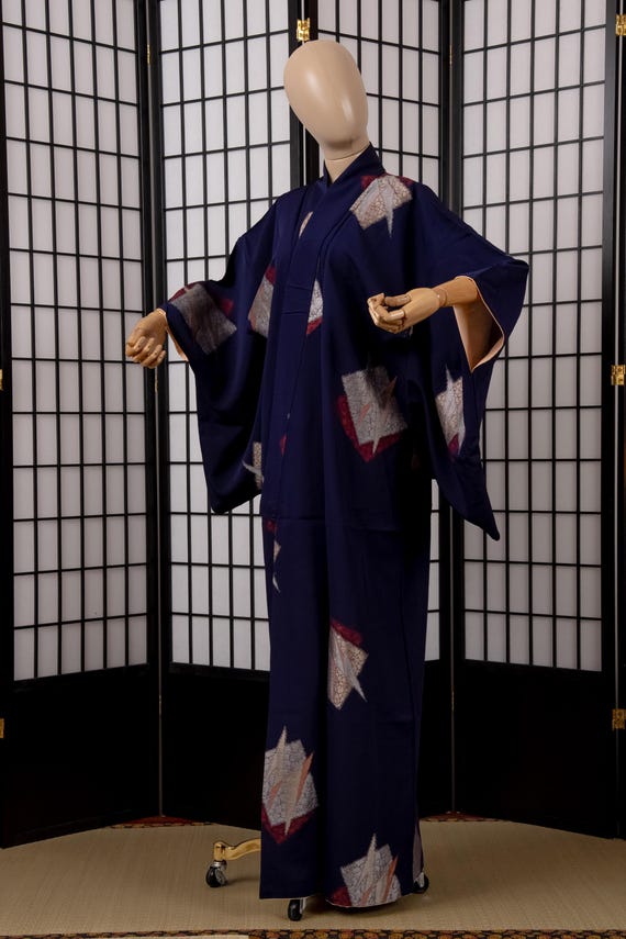 DEAR VANILLA Authentic Traditional Japanese Kimono for Women Vintage Dress Robe Made in Japan Genuine Original KM-0633