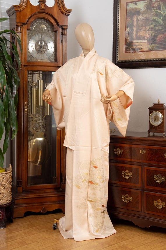 DEAR VANILLA Authentic Traditional Japanese Kimono for Women Vintage Dress Robe Made in Japan Genuine Original KM-0578