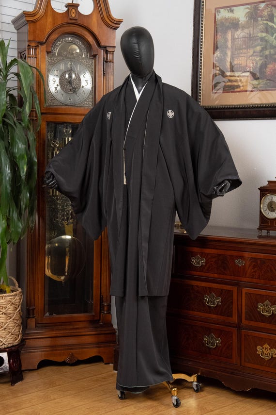DEAR VANILLA Vintage Traditional Authentic Men's Kimono & Haori Set Japanese Samurai Robe/Jacket Ensemble Dress Genuine Vintage MKE-0171