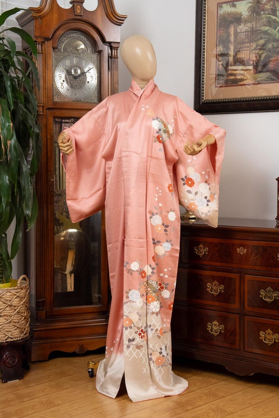 DEAR VANILLA Authentic Traditional Japanese Homongi Kimono for Women Vintage Silk Robe Made in Japan KMH-0122