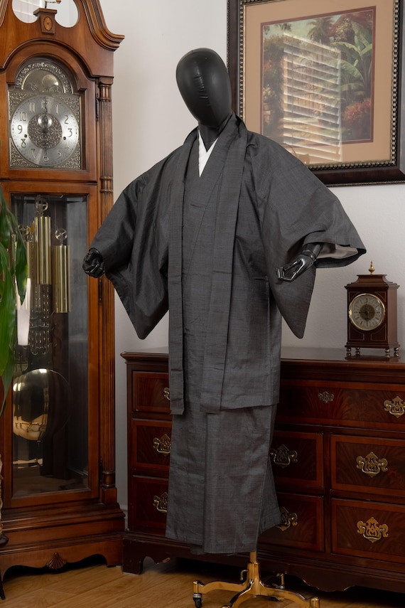 DEAR VANILLA Vintage Traditional Authentic Men's Kimono & Haori Set Japanese Samurai Robe/Jacket Ensemble Dress Genuine Vintage MKE-0222