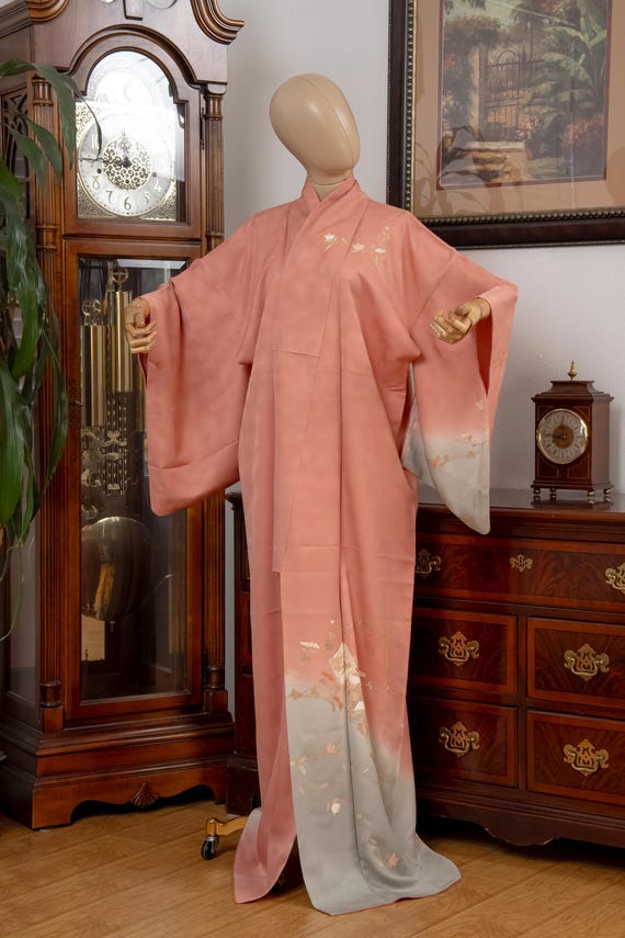 DEAR VANILLA Authentic Traditional Japanese Homongi Kimono for Women Vintage Silk Robe Made in Japan KMH-0132