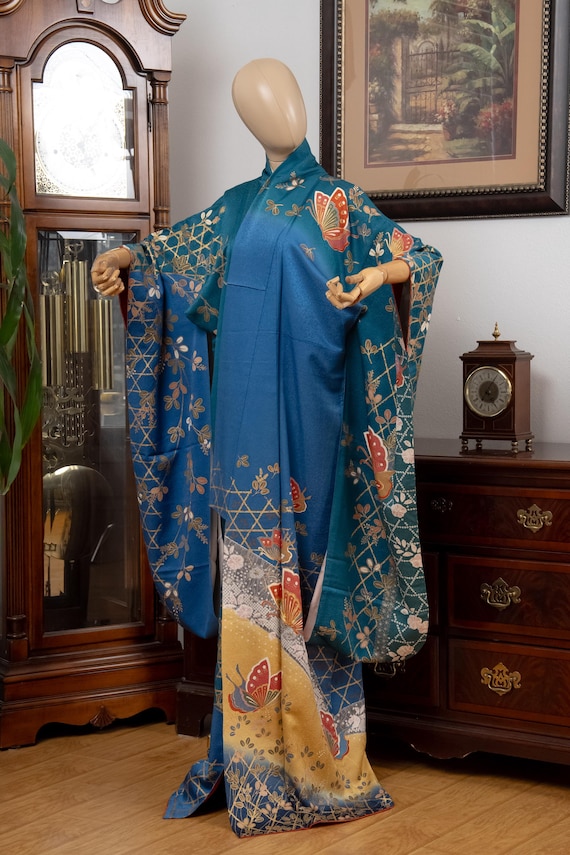 DEAR VANILLA Authentic Traditional Japanese Furisode Kimono for Women Vintage Silk Robe Made in Japan KMF-0350