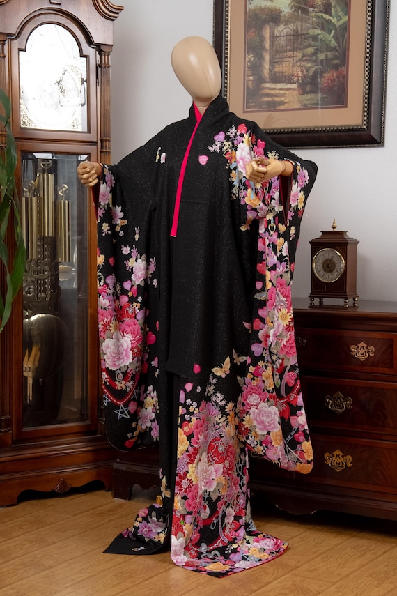 DEAR VANILLA Authentic Traditional Japanese Furisode Kimono for Women Vintage Silk Robe Made in Japan KMF-0352