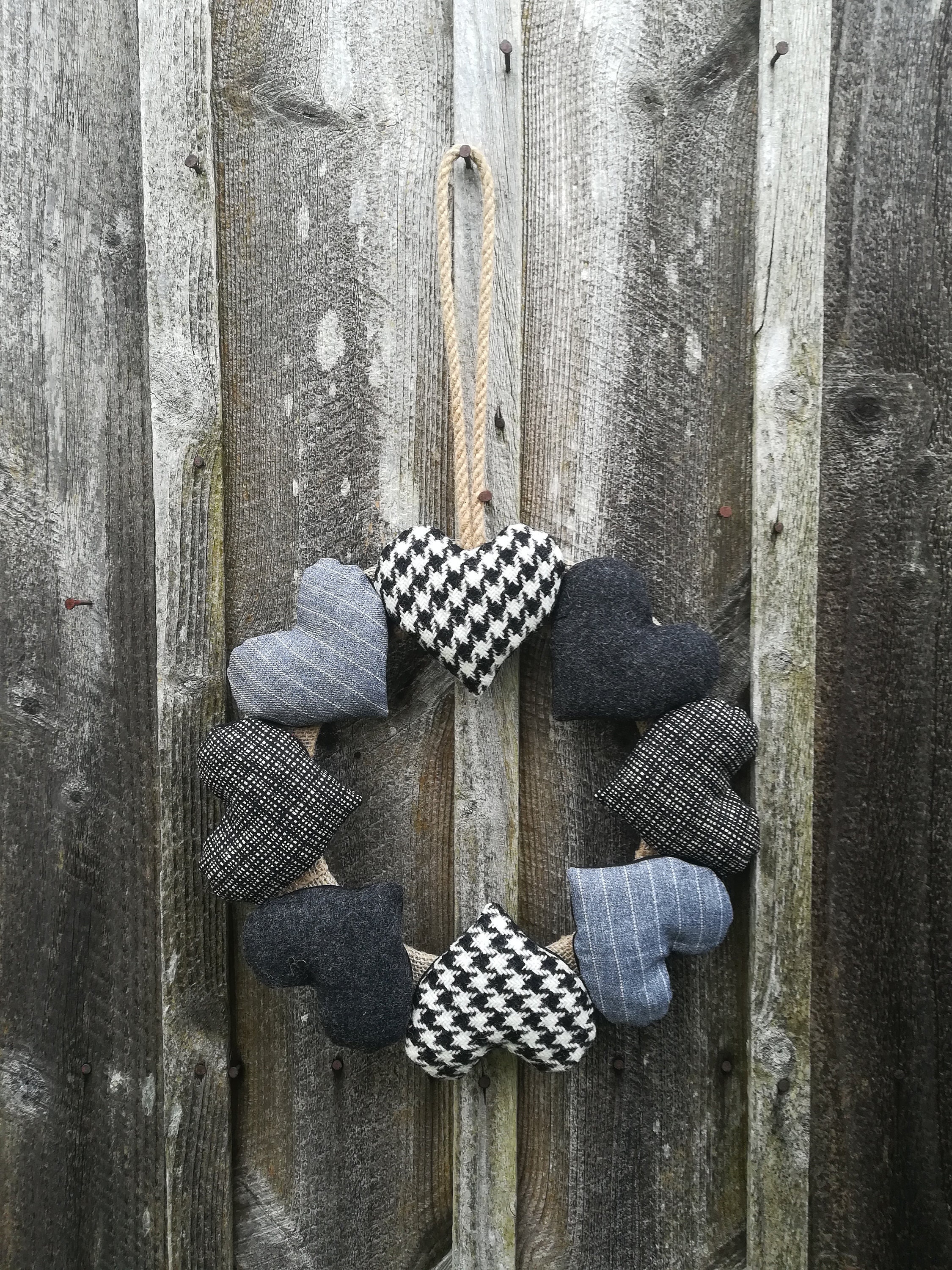 Monochrome Heart Wreath, Tweed Wreath, Handmade, Pure Wool, Heart, Wall