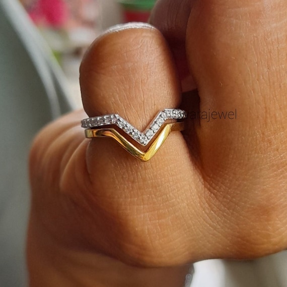 Rings : Art Deco 1/4 Carat Diamond Ring - 14K Two-Tone Gold