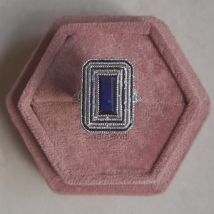 Blue Emerald Cut Cubic Zirconia Ring: Art Deco Silver Band