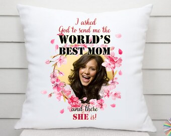 World's Best Mom Pillow Case With a Photo, Gift For Her, Gift For Mother's Day, Gift For Friend, Gift For Sister, Gift For Birthday