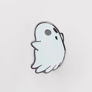Geist Emaille Pin Glow in the dark