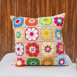 Crochet Beige Daisy Pillow Cover, Granny Square Crochet Pillow Cover, Cushion Cover, Granny Coloful pillow cover