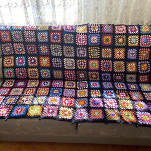 Manta afgana de crochet, manta afgana cuadrada de la abuela de Roseanne, manta de edredón cuadrada de la abuela, manta de sofá tejida, manta de crochet grande, vintage