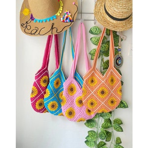 Knitted Floral Crochet Bags, Crochet Sunflower Bag, Floral Shoulder Bag, Daisy Bag, Granny Square Mini Bag, Crochet Purse, Knit Tote Bag