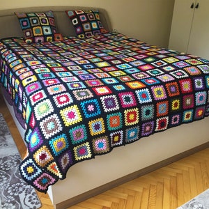 Crochet Bedspread Throw Queen Size, Granny Square Afghan Blanket, Multi Color Patchwork Knitted Sofa blanket, Large Knit Retro Blanket