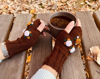Brown Crochet Gloves fingerless, floral knitted winter gloves, Half Finger floral Gloves, Womens Gloves, flower fingerless