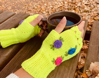 Ready to ship Green Crochet Fingerless Gloves, Knitted floral winter gloves, Half Finger Gloves, Womens Gloves, flower fingerless