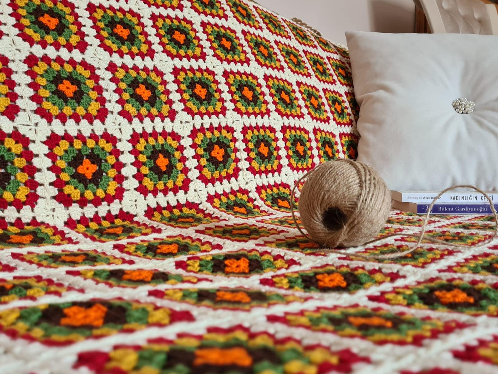 ヴィンテージプランター＆アフガンブランケット かぎ針編みのアフガンブランケット、おばあちゃんのスクエアベッド