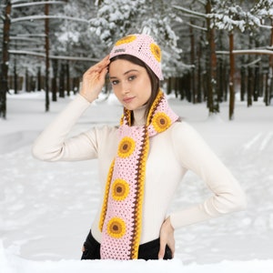 Pink Sunflower Crochet Scarf, Woman Hand Knit Scarf, Hand Knit Scarf, Crochet Woman Scarf, Granny Square Scarf, crochet flower scarf