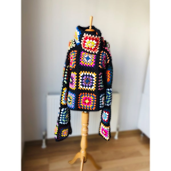 Suéter de cuello alto de ganchillo negro, suéter de ganchillo púrpura, suéter de cuello alto de punto para mujeres, suéter de punto patchwork, plaza de la abuela de ganchillo