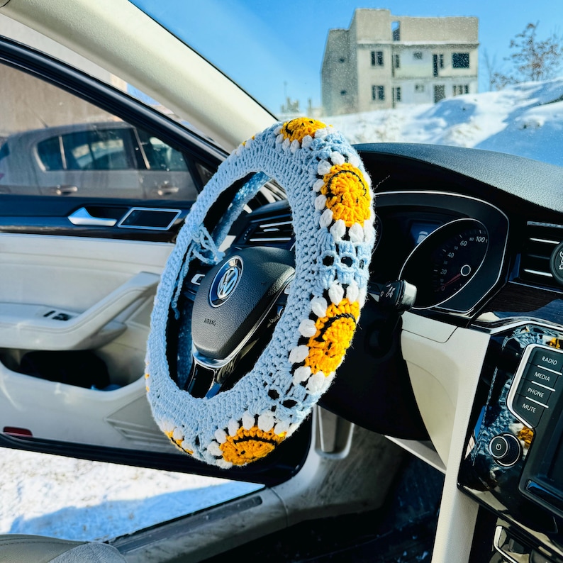 Orange Crochet Daisy Steering Wheel Cover, Daisy Flower Steering Wheel Cover, Crochet Accessories Fathers Day Blue