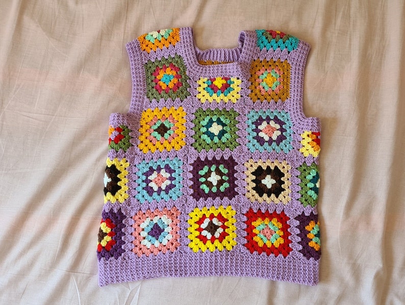 Gilets au crochet, haut bohème carré grand-mère, pull patchwork, tricot au crochet, pull style bohème, festival hippie Violet