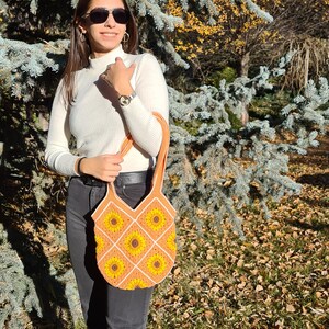 Sunstone Sunflower Bag, Crochet Mini Shoulder Bags, Floral Knit Bag, Mini Daisy Bag, Grannysquare Bag, Crochet Purse, Knit Tote Bag image 3