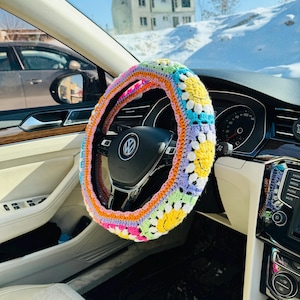 Orange Crochet Daisy Steering Wheel Cover, Daisy Flower Steering Wheel Cover, Crochet Accessories Fathers Day Rainbow