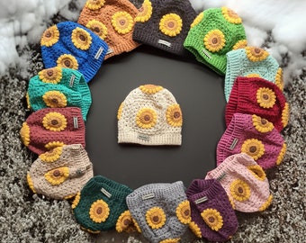 Sunflower Crochet Woman winter Set, Granny Square Knitted Hat, Knitted beanie, crochet bucket hat, Winter accessory, christmas gift for her