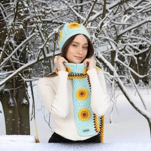 Blue Sunflower Crochet Woman Scarf Beanie Set, Granny Square Hat, Knitted Scarf, crochet flower scarf, Knit Afghan Scarf, Winter accessory