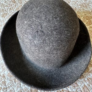 Banana Republic Hat - Etsy display picture 2