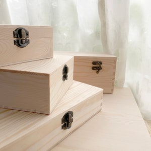 Boîte en bois personnalisées gratuites, respectueuses de l'environnement, boîtes en bois sculptées à la main, stockage de vin, bois naturel, informations de gravure image 5