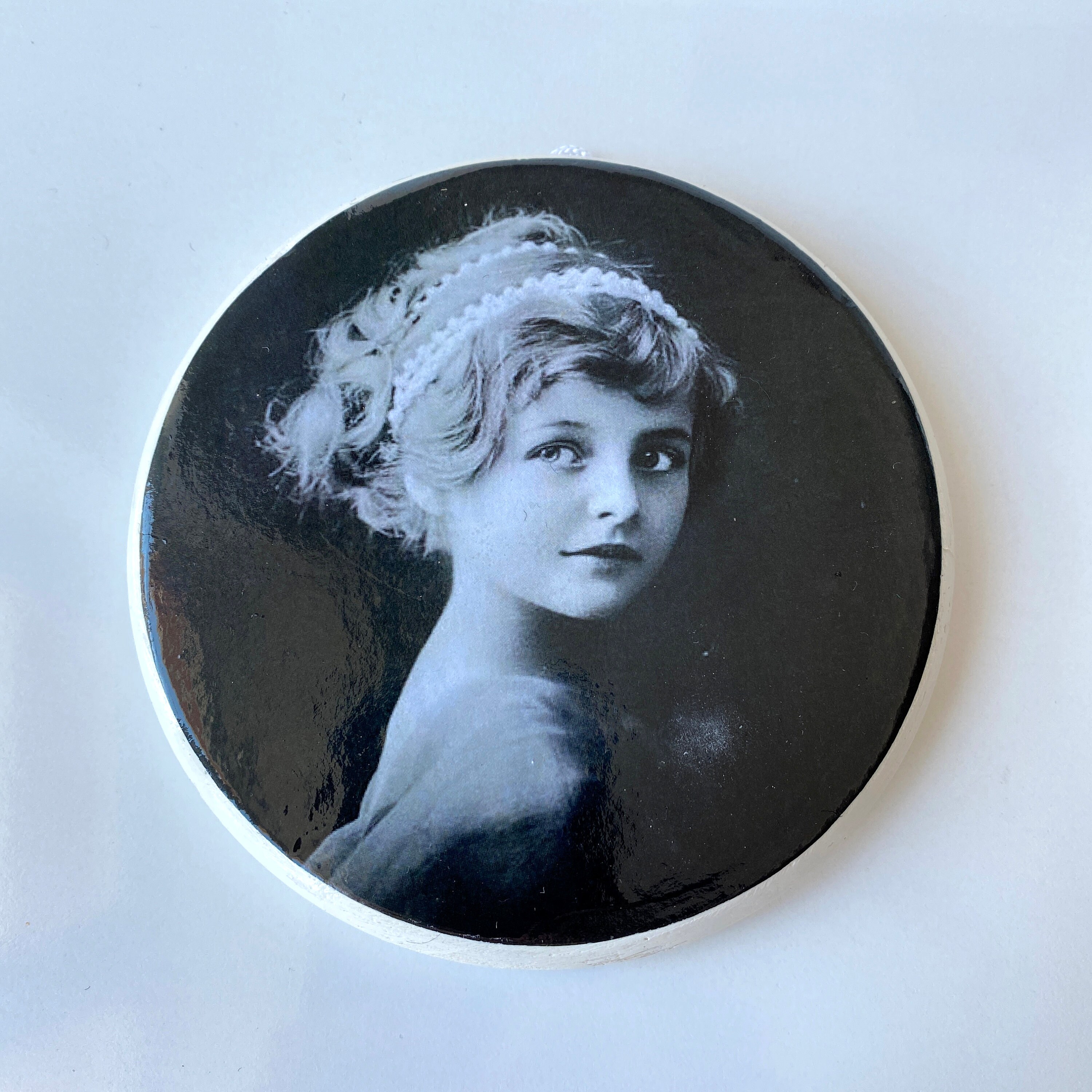 Vintage Wall Plate Set of 3 Plaster Wall Art Victoria Style Etsy UK