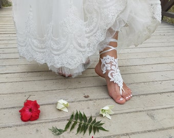 White Beach Wedding Lace Barefoot Sandals, Wedding Anklets, Shoe Barefoot, Beaded Pearl Anklets, Embroidered Bride Shoes, Beach Party Sandal