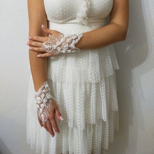 Bridal Lace Gloves, Wedding Gloves for Bride, Lace glove, Bride Dress Accessory, Party Prom glove, Evening Event Gloves, Beach Wedding Glove