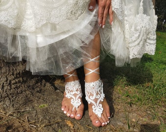 White Beach Wedding Lace Barefoot Sandals, Wedding Anklets, Shoe Barefoot, Beaded Pearl Anklets, Embroidered Bride Shoes, Beach Party Sandal