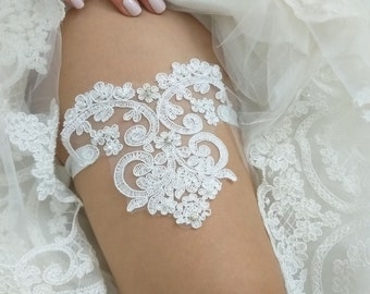 White Lace Garter, Wedding Garter, Bridal Garter, Lace Garter, Beaded Garter, Handmade Beaded Embroidered Garter, Bridal Garter