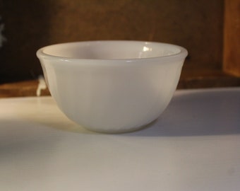 Vintage Fire-King 5 inch White Spiral Pattern Mixing Bowl