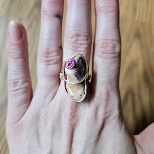 Natural Shell ring // wire wrapped ring // minimalist ring // Shell wire ring // Size 9 ring // statement ring // genuine shell chunk
