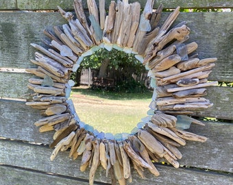 Mirror, Driftwood and Sea Glass Mirror, home decor, beachy, ocean themed, driftwood decor, round mirror