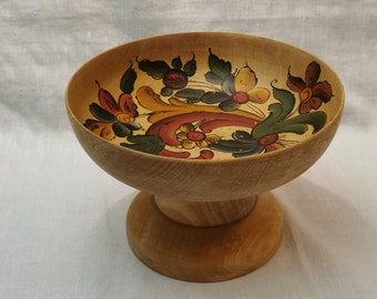 Vintage Norwegian folk art Rosemalt wooden bowl with Stem, Nordic Pattern