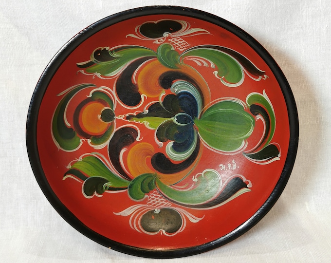 Vintage Norwegian Folk Art Rosemalt Handmade Wooden Bowl - Traditional Country House Decor & Fruit Bowl