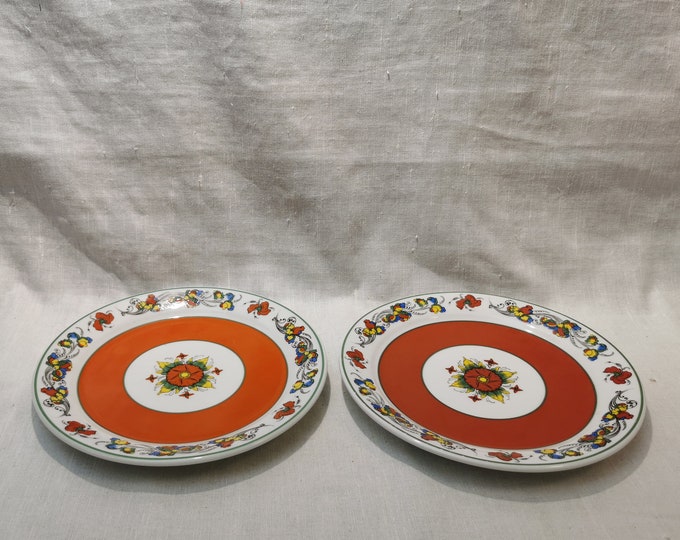 Vintage Norwegian Dinner Plate with Nordic Pattern - Hand Painted Scandinavian Bondemønster/Rosemaling Design