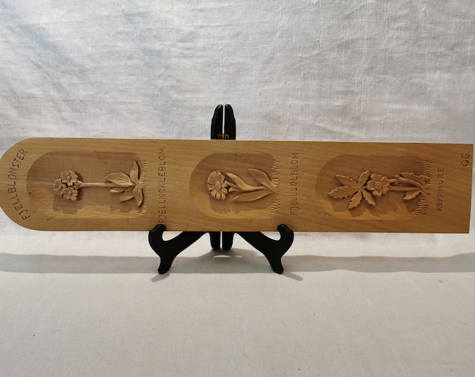 Vintage Norwegian Hand Carved Oak Wood Plank/Wall Decoration - Country Home Decor, Wall Hanging