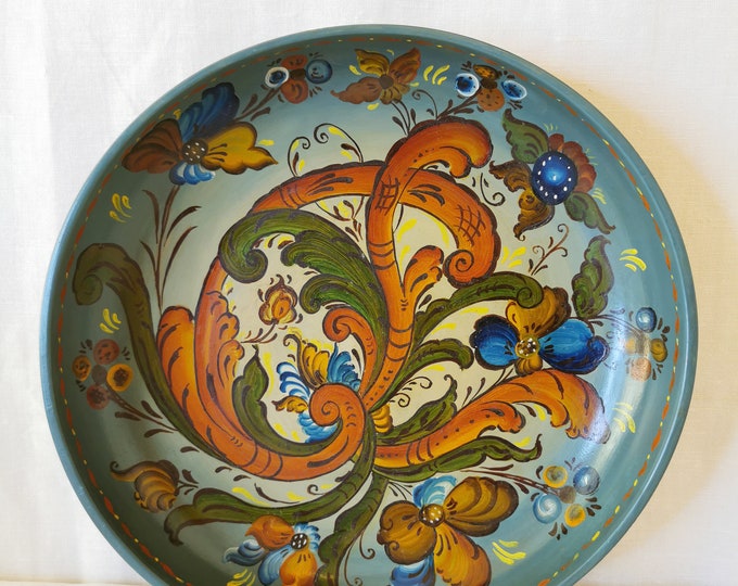 Vintage Norwegian folk art Rosemalt wooden bowl, Nordic Pattern from 1980s