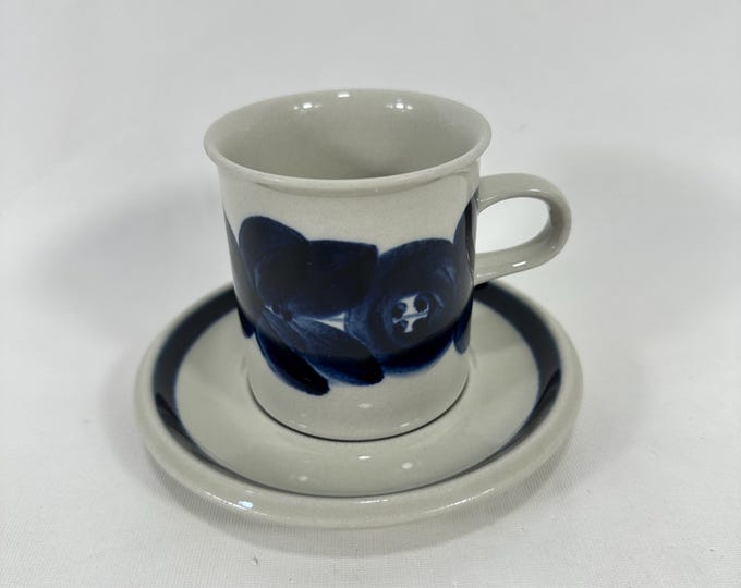 Vintage Anemone Arabia Finland Coffee/Tea Set - Porcelain Delight for Your Caffeine Rituals