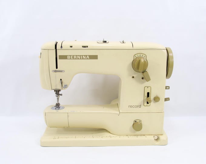 Bernina Record 730 Sewing Machine 1970 | Swiss Made Mechanical Workhorse | Vintage Heavy Duty Machine with Accessories