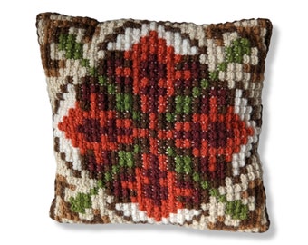 Vintage Retro Nordic Embroidered Pillow - Scandinavian Folk Art Cushion with Geometric Patterns