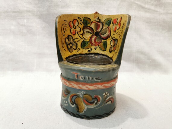 Vintage Norwegian hand Carved Kubbestol or Club ch