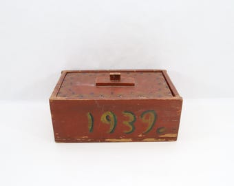Vintage Norwegian Folk Art Box, Dated 1939 - Hand-Painted Wooden Keepsake Box