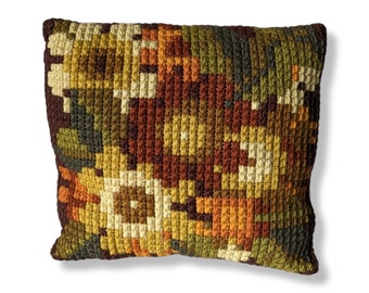 Vintage Nordic Embroidered Pillow, Flower pattern, Scandinavian Folkart Embroidered pillow Scandinavian cushion, Nordic Pattern, Retro look