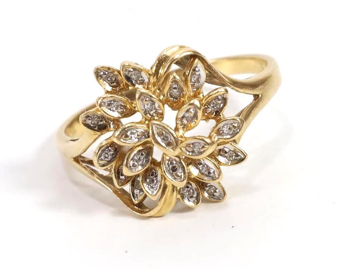 Vintage 18K Gold Flower Cluster Ring 1980s | Estate Jewelry Findings | Yellow Gold Ring | Collector's Piece | Timeless Gift